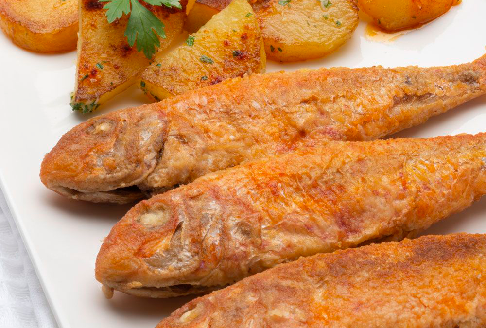 Salmonetes con patatas